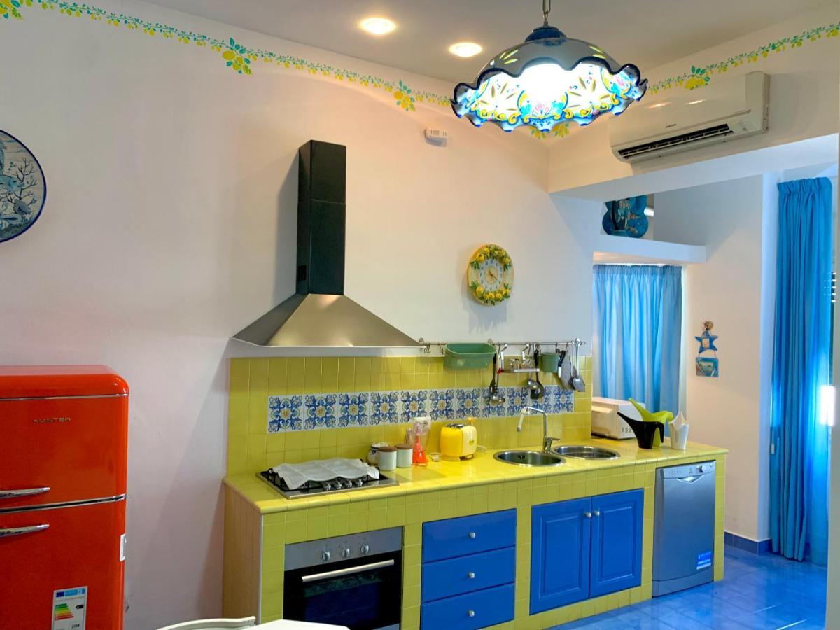 Apartamento La Finestra Sul Duomo, Amalfi Coast Vietri Exterior foto