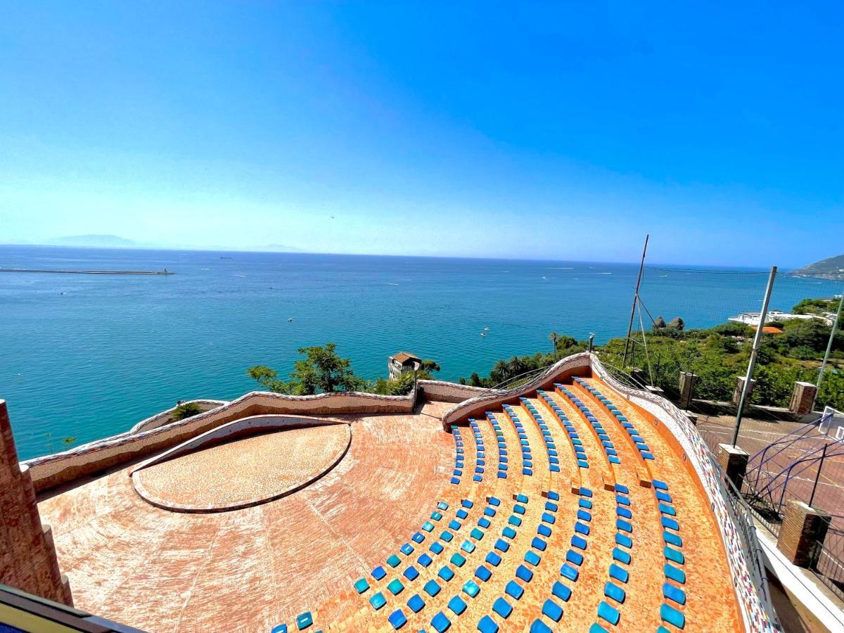 Apartamento La Finestra Sul Duomo, Amalfi Coast Vietri Exterior foto